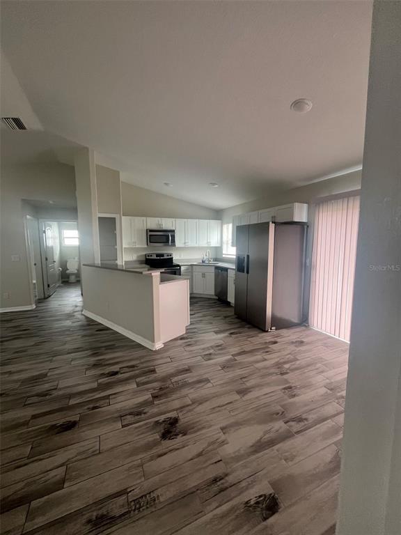 Foto del edificio - 19 Roxbury Ln