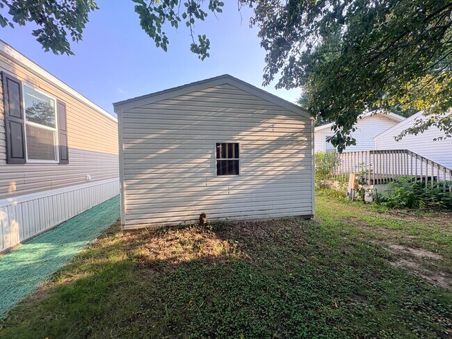 Building Photo - 308 Autumn Park Dr