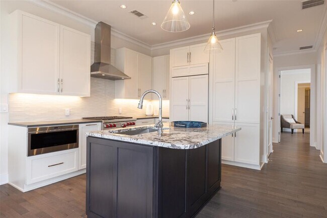 Foto del edificio - 2800 Lakeside Pkwy