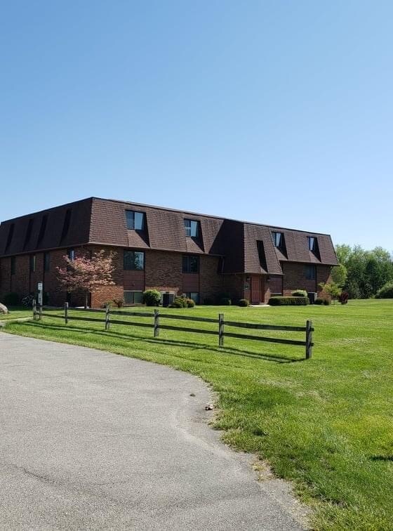 246 Edgebrook Ln Unit 6, New Wilmington, PA 16142 Apartments in New Wilmington, PA