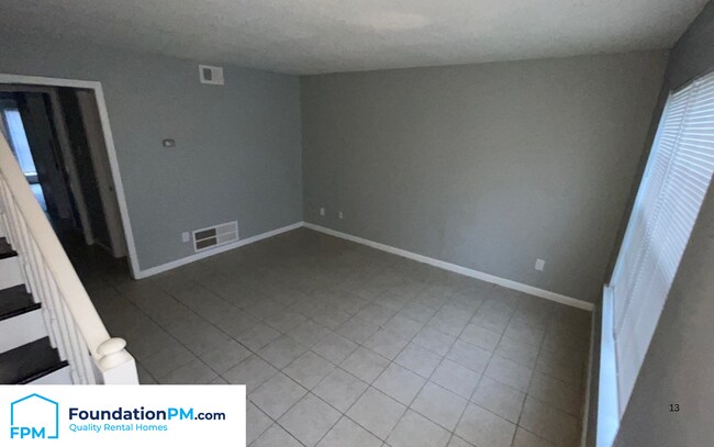 Building Photo - 2100 Vollintine Ave