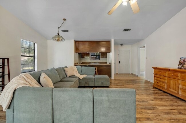 Foto del edificio - 1826 Meriadoc Rd