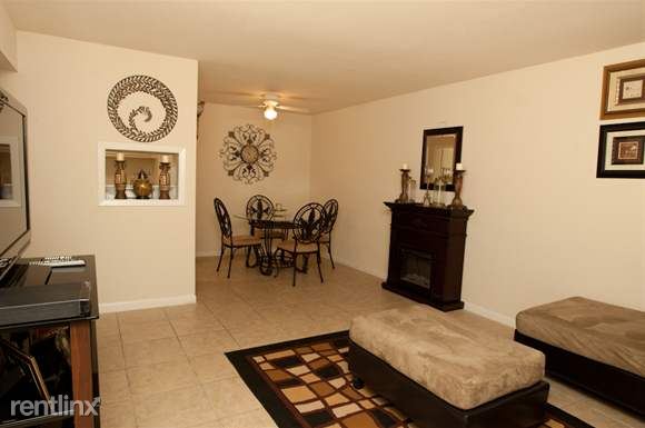 Foto del edificio - 11855 Dashwood Dr