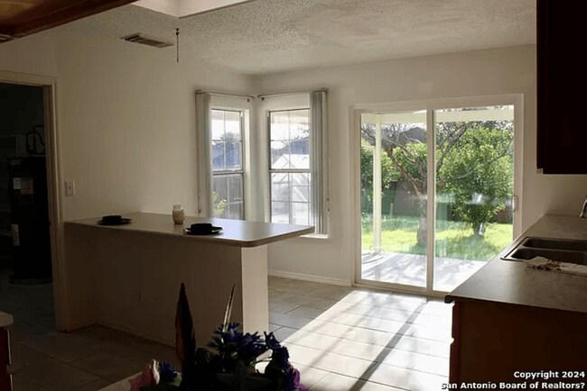 Foto del edificio - 5210 Erickson Bluff