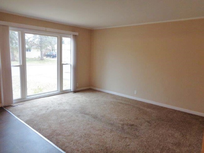 Foto del edificio - 59 Birch St Carpentersville, IL 60110