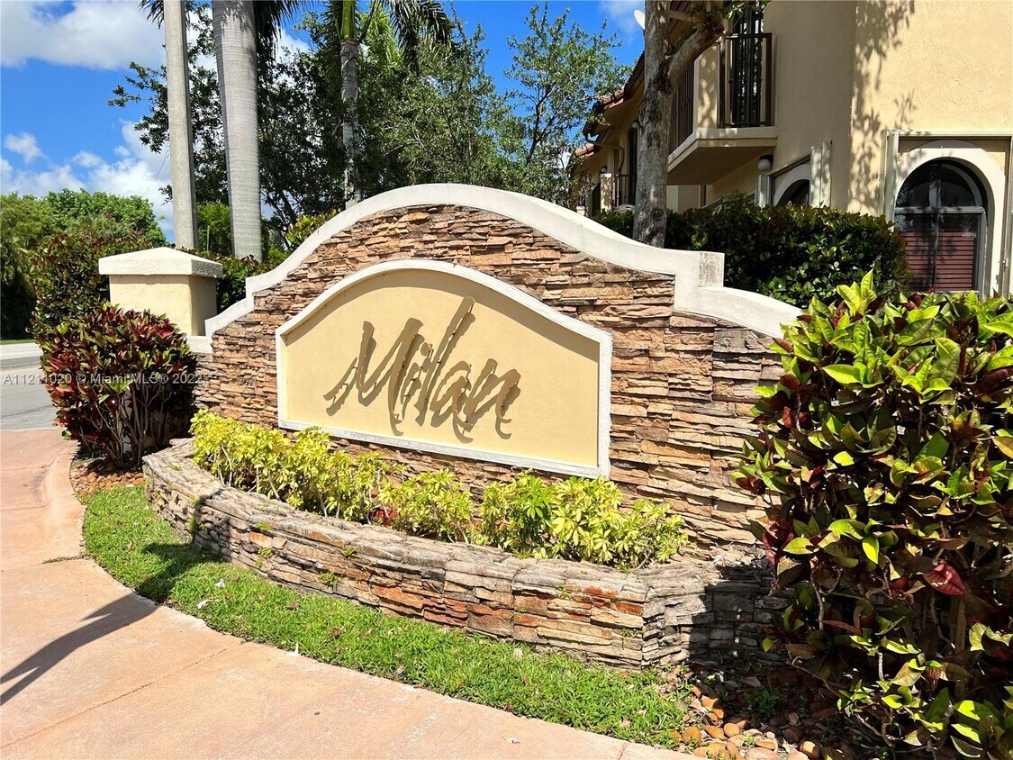 3137 NW 102nd Path, Doral, FL 33172 Townhouse for Rent in Doral, FL