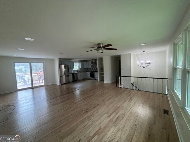 Foto del edificio - 2215 Ranch Trail
