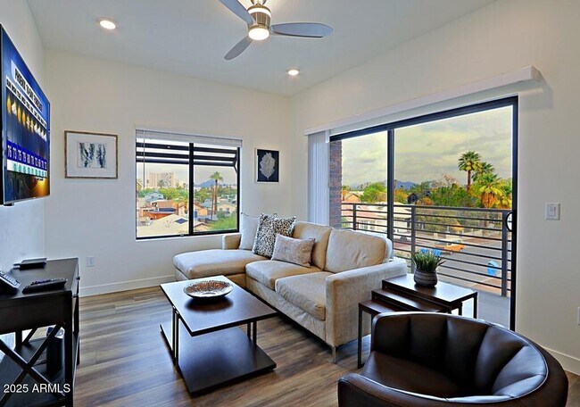 Foto del edificio - 475 N 9th St