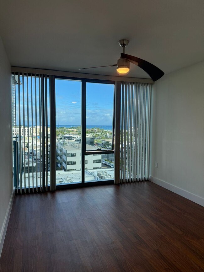 Building Photo - 600 Ala Moana Blvd