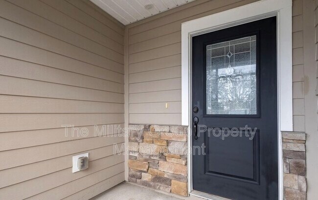 Foto del edificio - 382 Old Jennings Rd