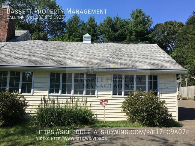 Foto del edificio - 3320 Dixwell Ave
