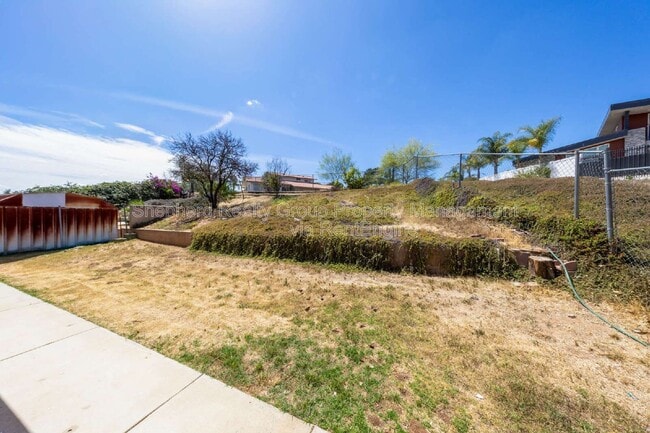 Photo - 6574 Valley Dr Apartment