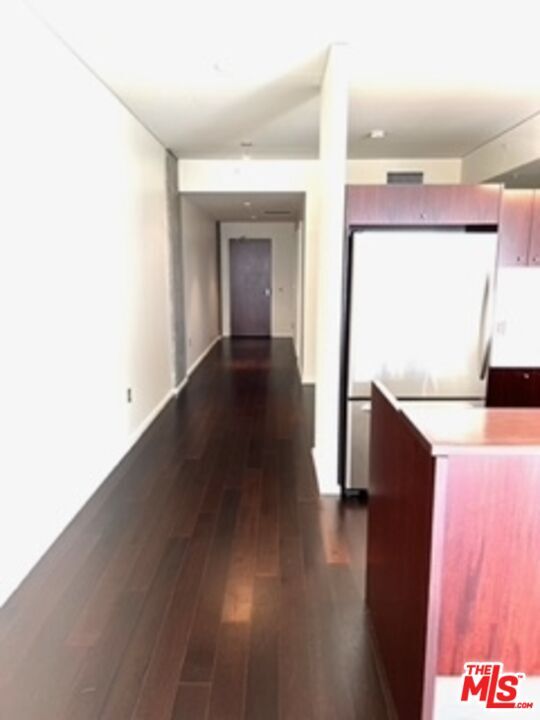 Foto del edificio - 1155 S Grand Ave