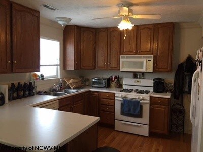 Foto del edificio - 101 Five Forks Dr