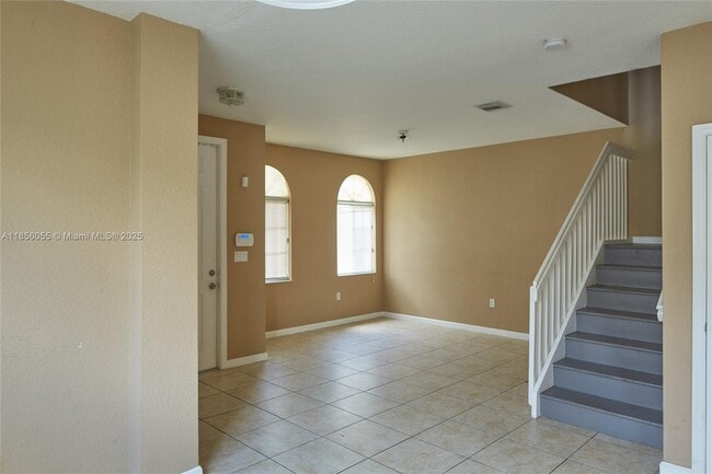 Building Photo - 27910 SW 140th Ave