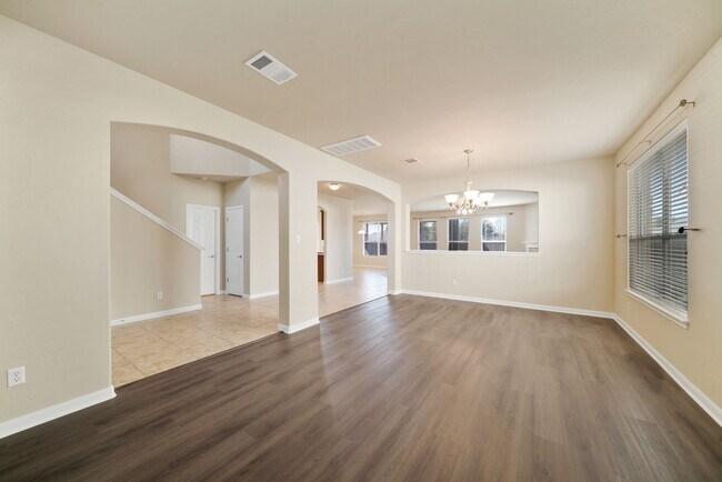 Foto del edificio - 8515 Winchester Way