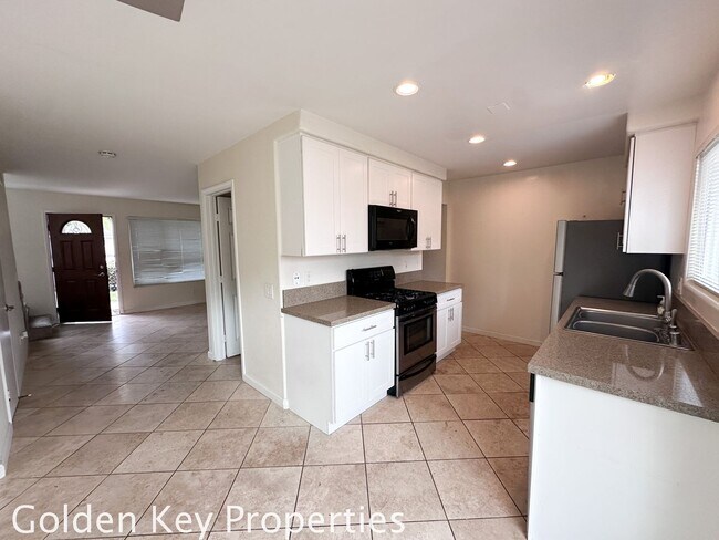 Foto del edificio - Remodeled condo in Bayshores in Oceanside!