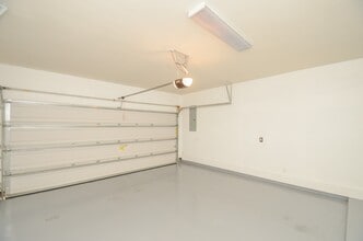 Building Photo - 1815 Drew St