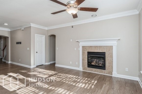 Foto del edificio - NOW AVAILABLE! - 8606 Westmoreland Lake Dr...