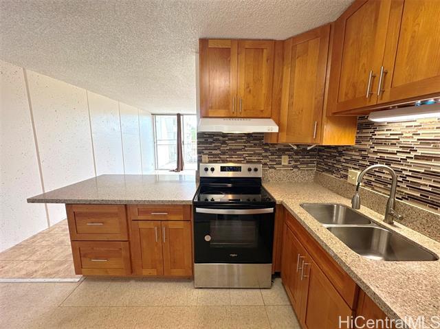 Foto del edificio - 95-2057-2057 Waikalani Pl