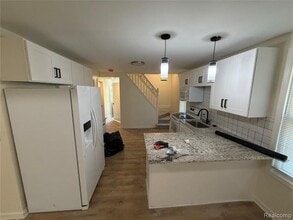 Building Photo - 21023 Seminole