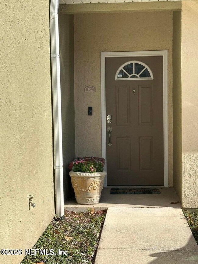 Foto del edificio - 3750 Silver Bluff Blvd