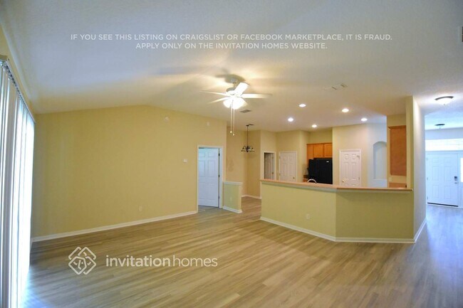 Foto del edificio - 827 E Red House Branch Rd