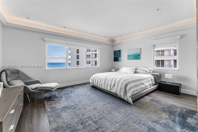 Building Photo - The Executive Condo