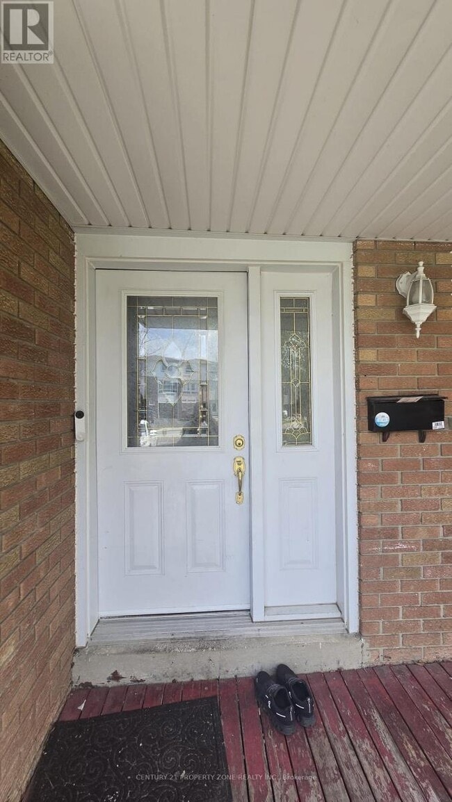 Building Photo - 122 Kingswood Dr