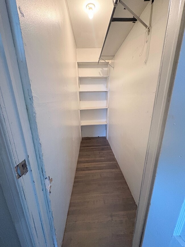 Building Photo - 312-14 N Hedgecoke St