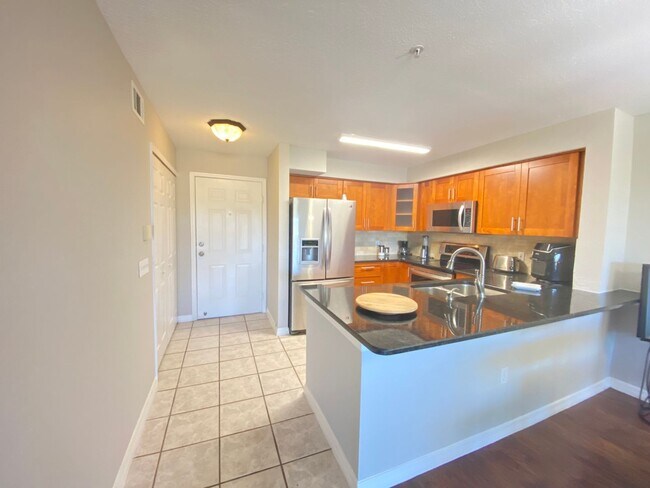 Foto del edificio - Stylish Orlando Condo in Gated Community –...