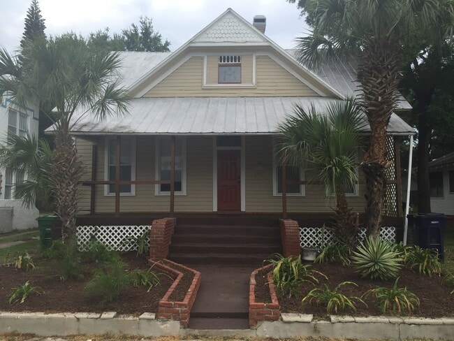 North Hyde Park Bungalow. Near UT & SOHO - North Hyde Park Bungalow. Near UT & SOHO House