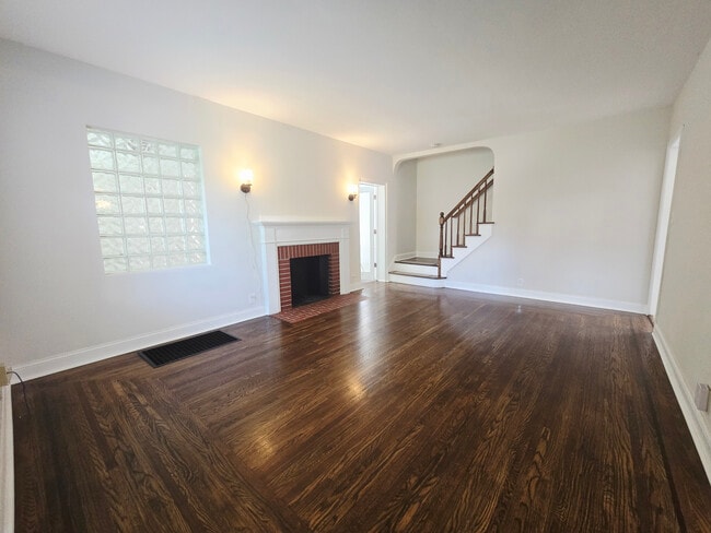 Living Room - 6323 Heitzler Ave