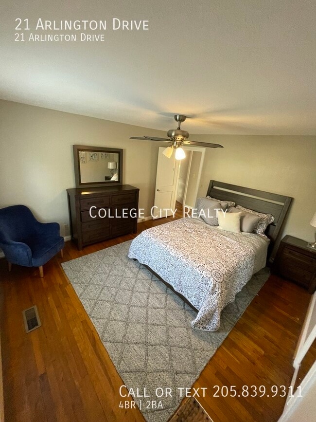 Foto del edificio - 21 Arlington Dr