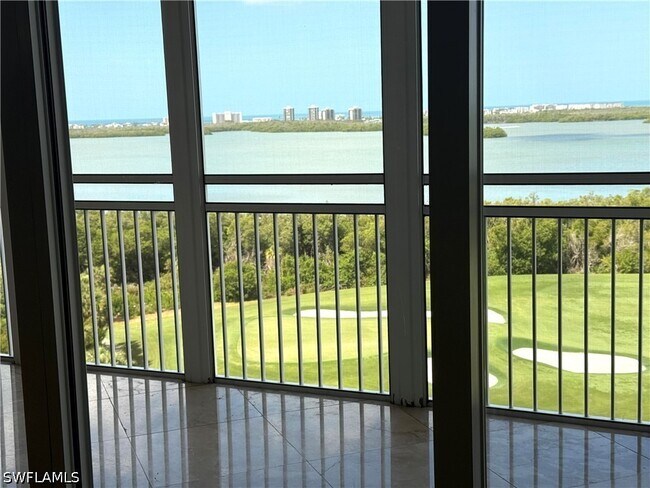 Foto del edificio - 4951 Bonita Bay Blvd