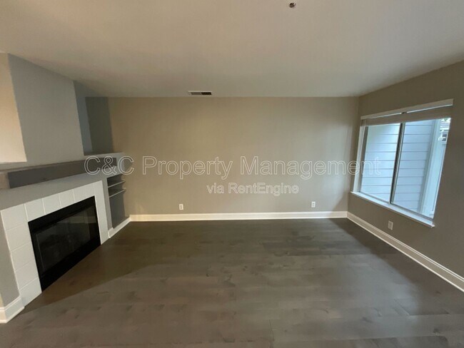 Foto del edificio - 6221 Barb Werner Ln