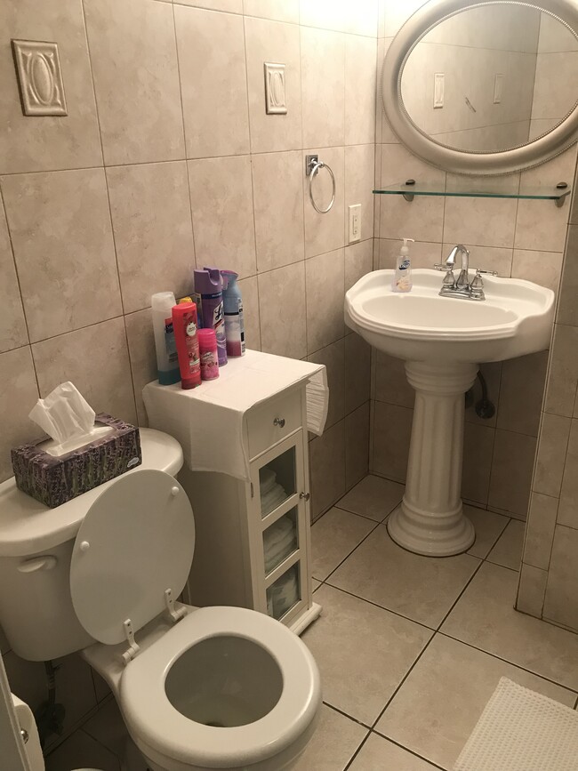 Building Photo - 4040 Galt Ocean Dr