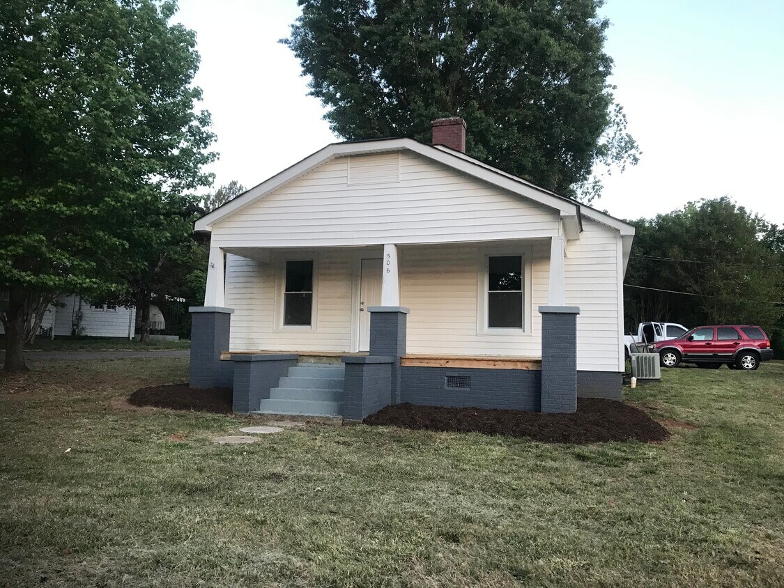 506 Pickens St, Chesnee, SC 29323 House for Rent in Chesnee, SC