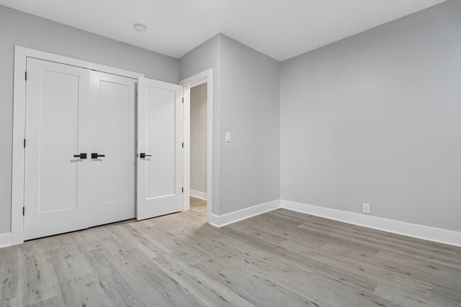 Foto del edificio - 324 Pacific Ave