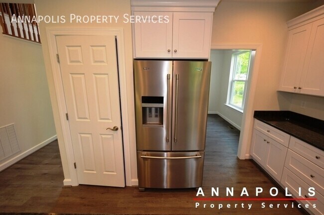 Foto del edificio - 167 browns woods rd