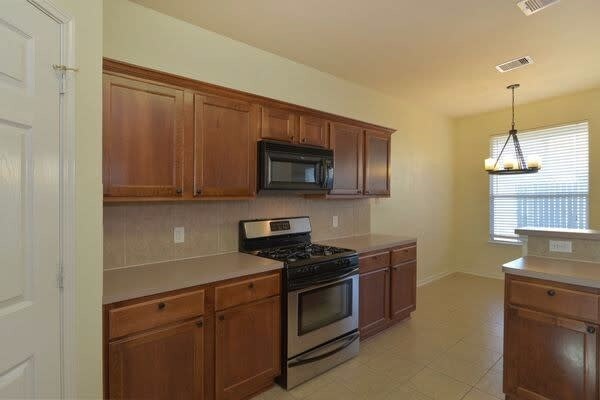 Building Photo - 7459 Riven Oaks Ct