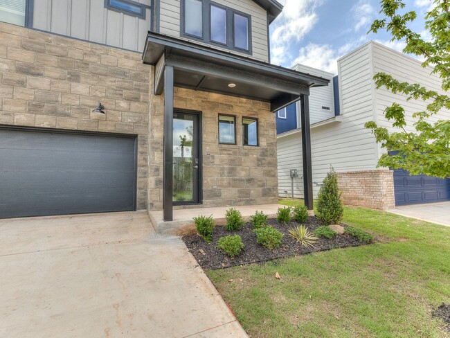 Foto del edificio - Beautiful New Construction Home in Edmond/...