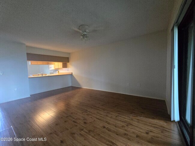 Foto del edificio - 515 Landings Way