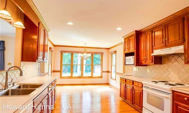 Foto del edificio - 4 br, 2.5 bath House - 202 Willards Way