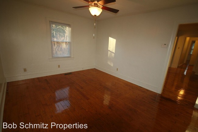 Foto del edificio - 1015 Sedgefield St