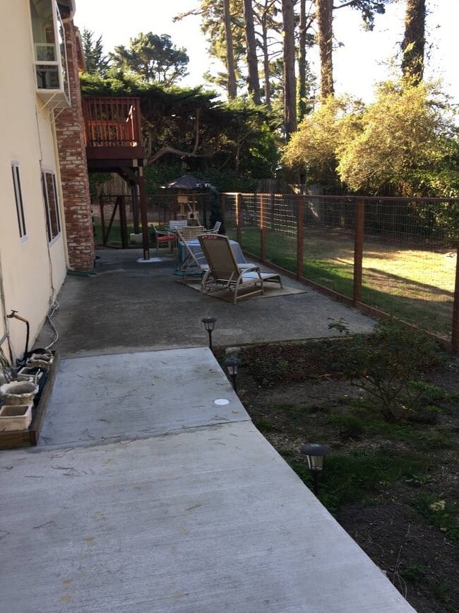Building Photo - 4114 Sunridge Rd