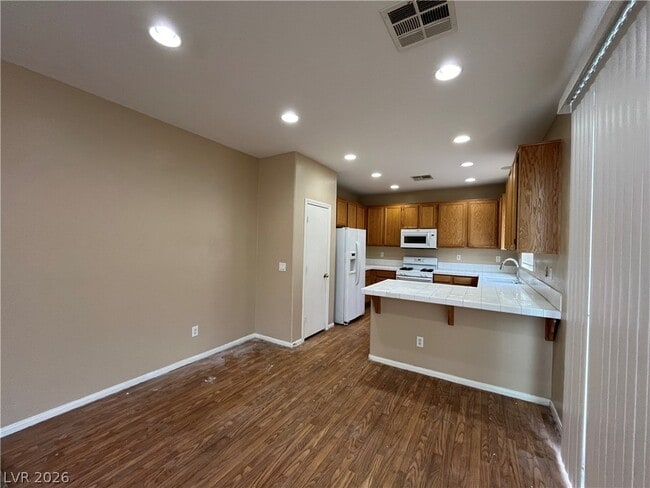 Building Photo - 5420 Pipers Meadow Ct