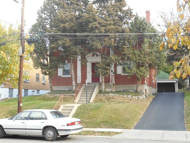 Foto del edificio - 2812 Digby Ave