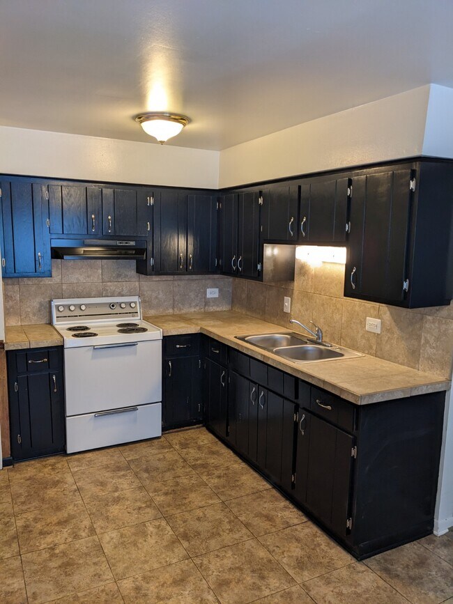 Foto del edificio - 5630 W 107th St
