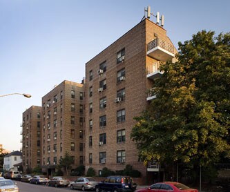 Foto principal - 72-10 41st Ave